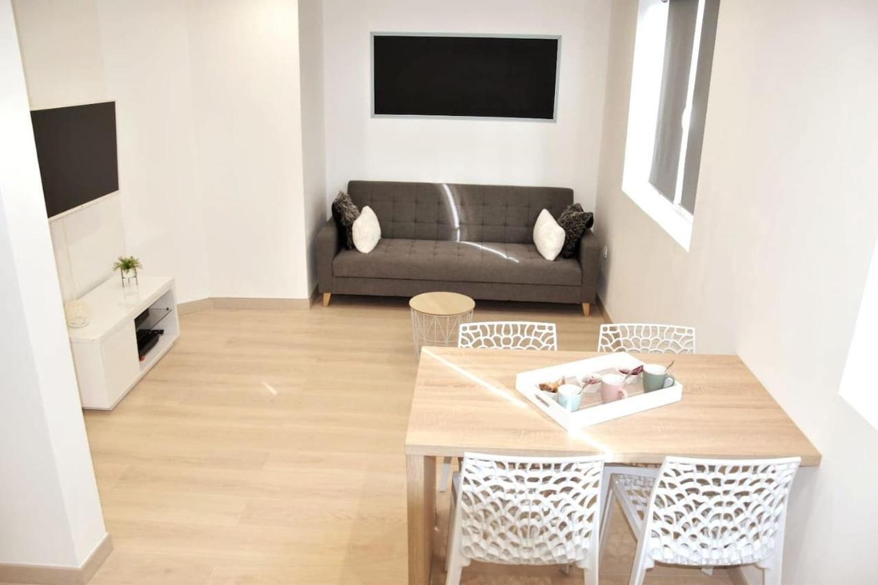 Bel Appartement Situe Quartier Louvre-Bollaert Lens Exterior photo